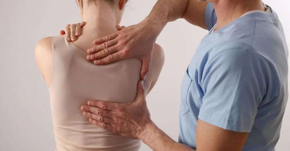 Treating Scoliosis With Chiropractic Adjustments